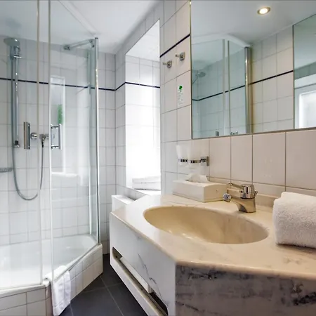 Ξενοδοχείο Sevendays 4*