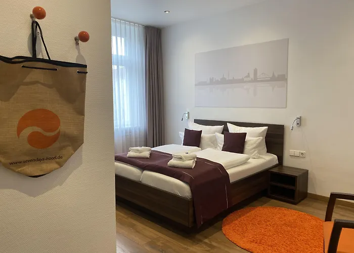 Sevendays ホテル 4*